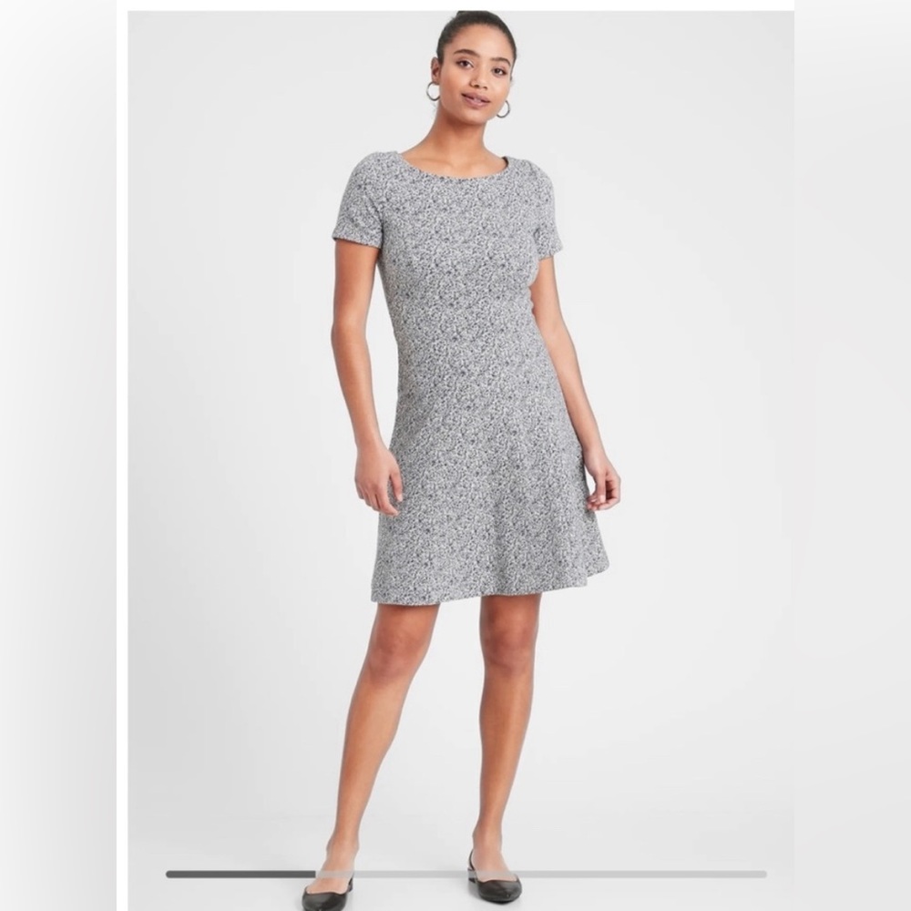Banana Republic Factory blue knit jacquard fit and flare dress 6 tall